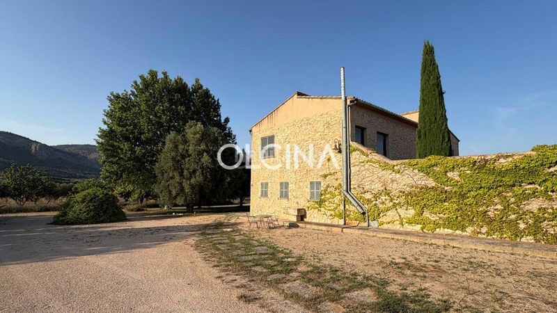 Foto e78d2885-191e-4d60-9025-66c3699fddad. Affitto casale con riscaldamento parcheggio in Castalla