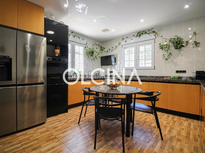 Foto 04daee6b-4e44-4d4b-8158-e64c66e342f7. Location chalet avec chauffage parking piscine dans Alcoi