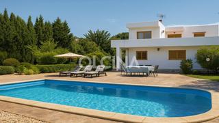 Xalet a Batoi. Villa de estilo ibicenco en el baradello gelat