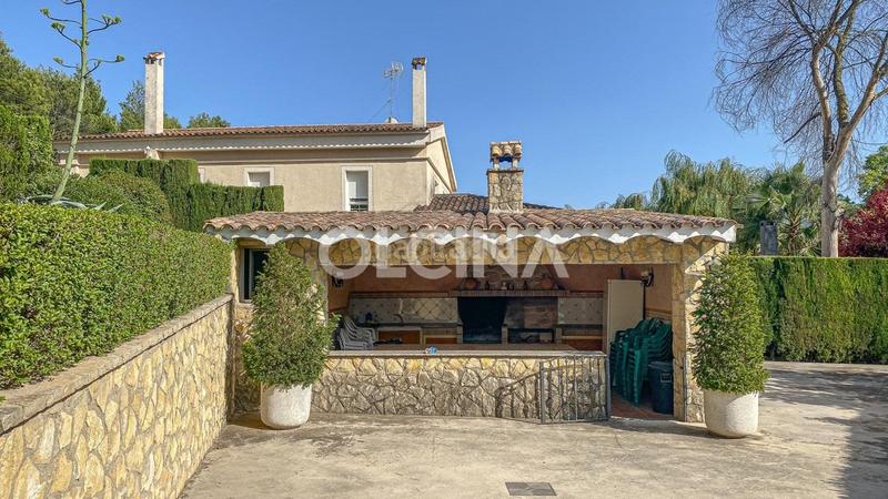 Foto 0bde6ffb-9cee-425d-aa3f-4befd467777a. Xalet amb aparcament piscina a Batoi Alcoi