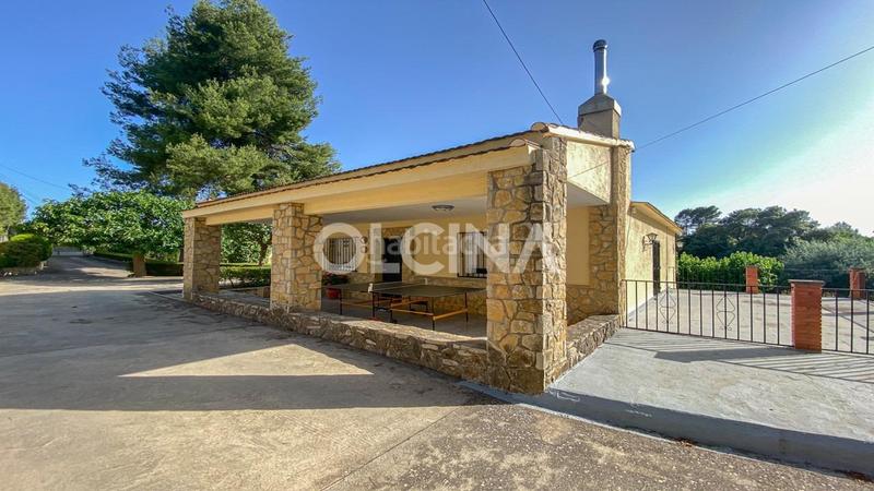 Foto 5455d5cd-b0fa-4a55-a3da-9b6ca7fc372c. Xalet amb aparcament piscina a Batoi Alcoi