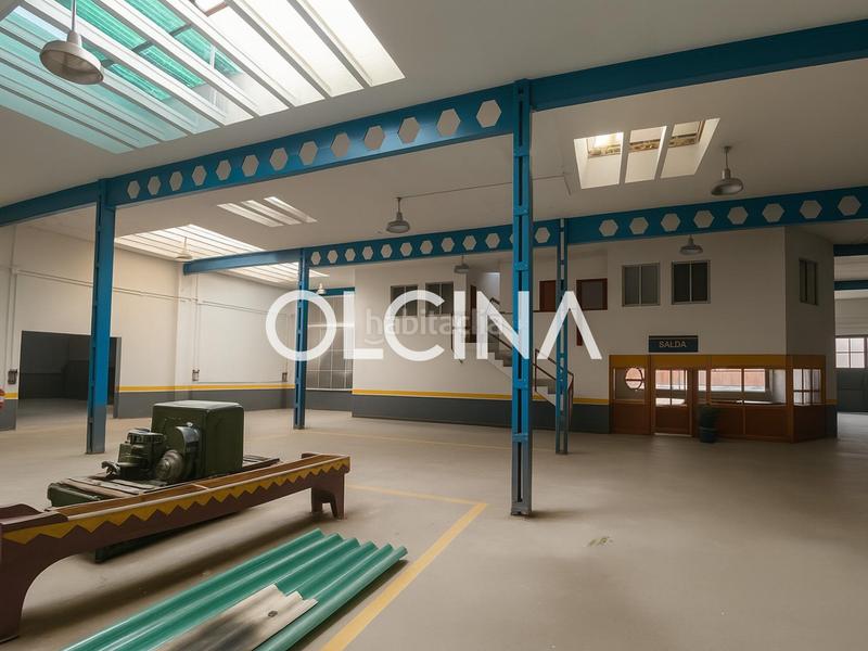 Foto e9c4d09a-ad05-4887-81eb-7d43dad70219. Fabrikhalle in Castalla