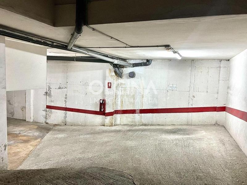Foto c1e963ba-44e5-4be5-af8b-2ea0f9127dd5. Autoparkplatz in Ibi