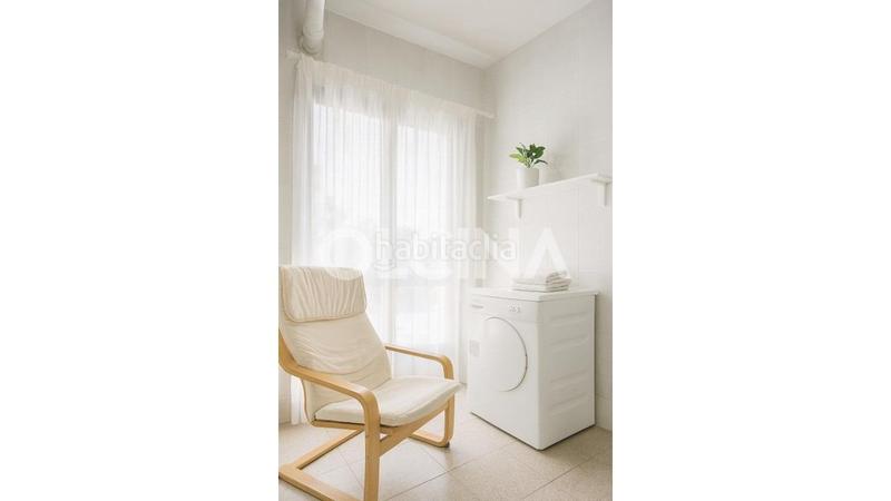 Foto df2ac00a-c73d-47cc-a7a7-ed180bb56c8a. Pis amb calefacció aparcament a Zona Nord Alcoi