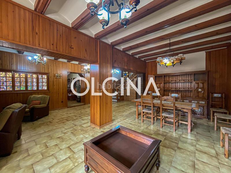 Foto 6e2b76c0-8000-4a89-a60a-de59c766ea7c. Mas dans Tibi