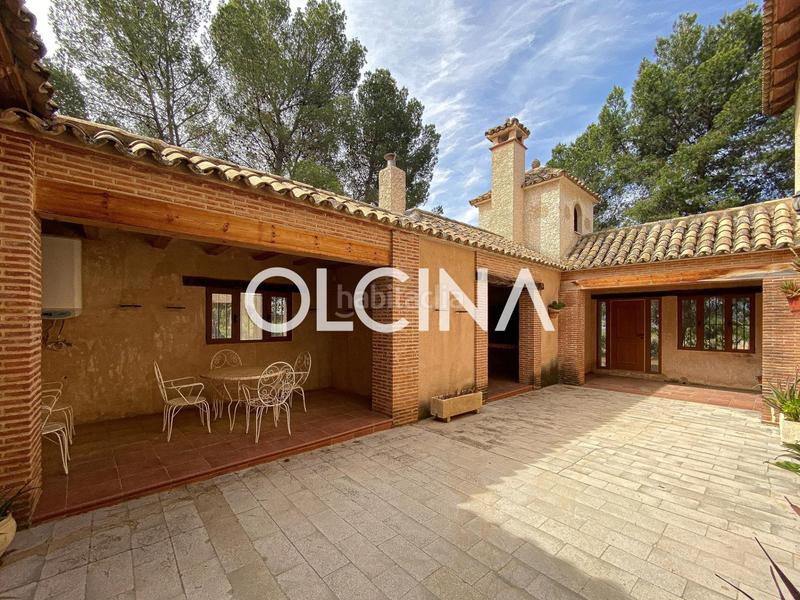 Foto e1b798b1-946b-40fd-aa8d-8285b3c390d5. Mas dans Tibi