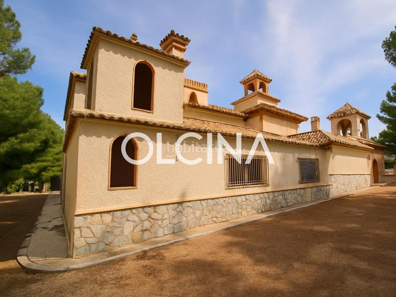 Foto e79249f0-8757-44c0-bc87-4db47e93b9a2. Mas dans Tibi