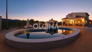 Casa en Castalla. Sensacional casa de campo en castalla con piscina y amplios espa