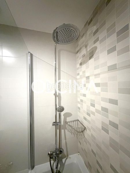 Foto b0e09da8-e76a-4fb0-975b-4414bb21229e. Flat with heating parking in Eixample Alcoi