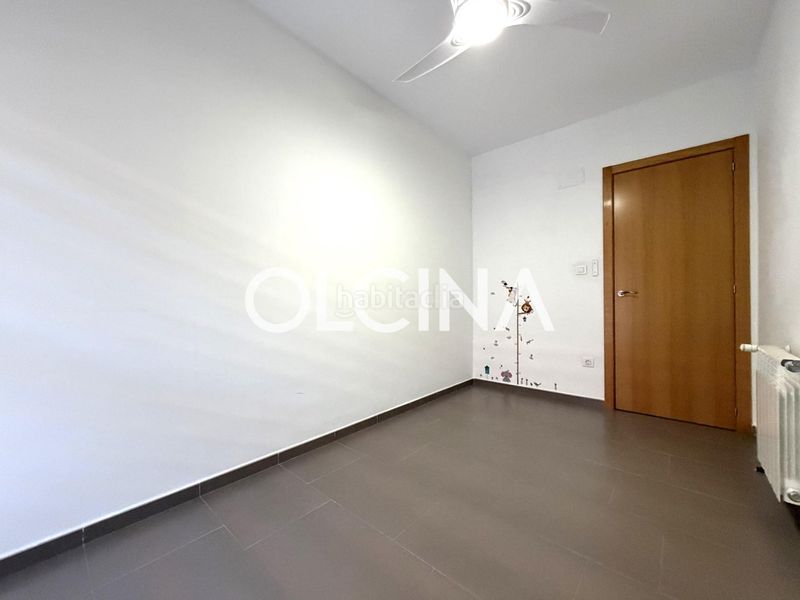 Foto eb4d56e1-d19c-490e-971e-4a7abd176d75. Flat with heating parking in Eixample Alcoi