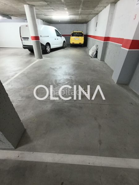 Foto 3c97f4c3-31f0-43e1-9e9d-40dbb665a83f. Aparcament cotxe a Ibi