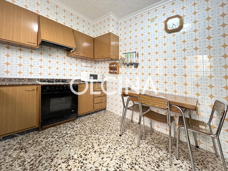 Foto 4b9372a0-5559-4fa3-bec2-dd260399e7b6. Casa con parcheggio in Ibi