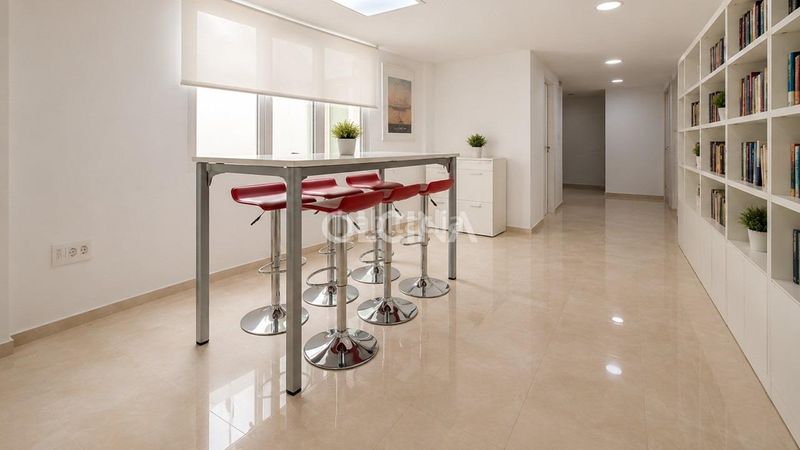 Foto ade61f6a-c65b-4921-b5c4-f45931d87b8c. Planta baixa a Centro Ontinyent