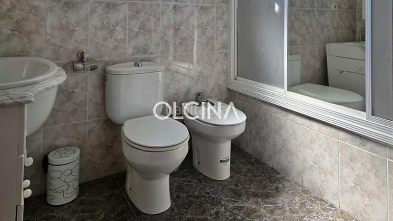 Foto 12697b72-4aca-409d-9ab1-91a87c5930f5. Casa amb calefacció aparcament piscina a Banyeres de Mariola