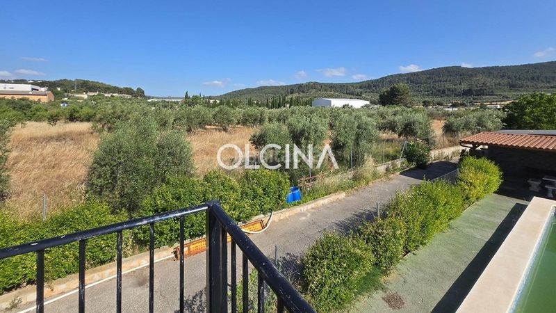 Foto ef2b89ac-781d-45d9-b4ba-9be586deb252. Casa amb calefacció aparcament piscina a Banyeres de Mariola