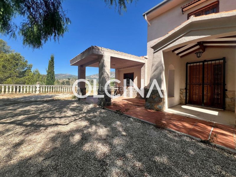 Foto ccfa0898-7424-4bd6-a6c7-8172ae5e0e35. Xalet amb piscina a Cocentaina