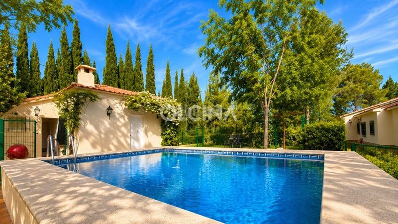 Foto 0769bdbc-b06c-4977-8177-fa43a2e3b5e2. Xalet amb calefacció piscina a Muro de Alcoy