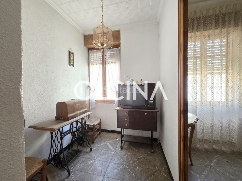 Foto 5f511677-ecdb-4ca5-bbe3-e3b6c14e3125. Pis a Banyeres de Mariola