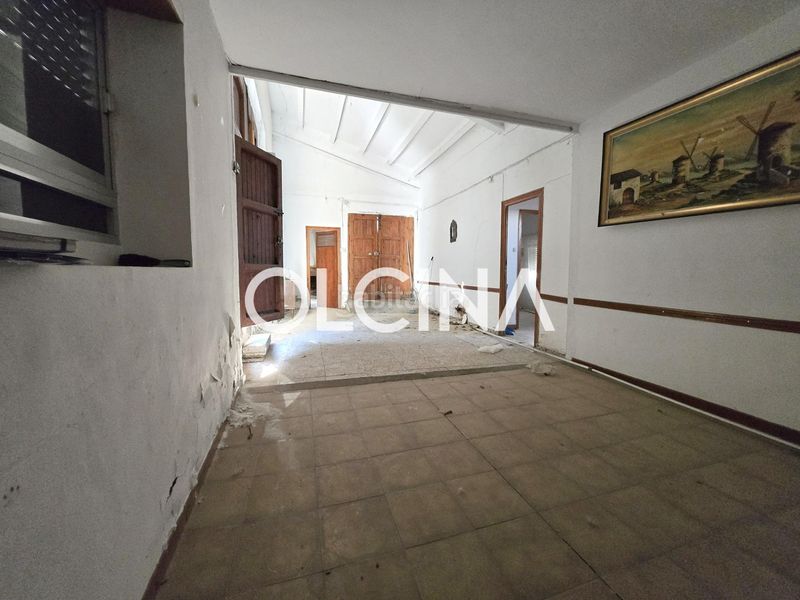 Foto e421067c-73c5-49f4-8a2c-92a7f4487d13. Casa a Banyeres de Mariola