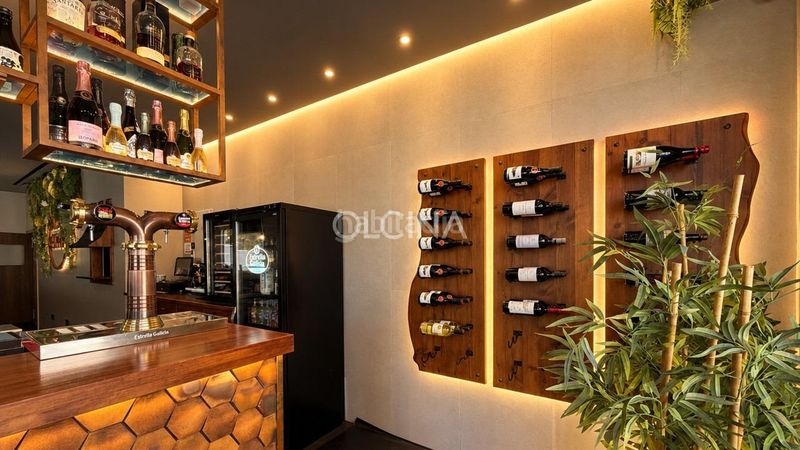 Foto 46c7c173-defb-42a4-ad42-24112ba614c4. Lloguer local comercial a Centre-Zona Alta Alcoi