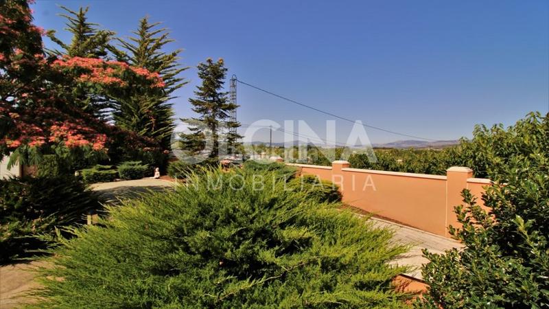 Foto 13767bd0-770b-4043-ad3b-31fbe1473635. Maison avec parking dans Ibi