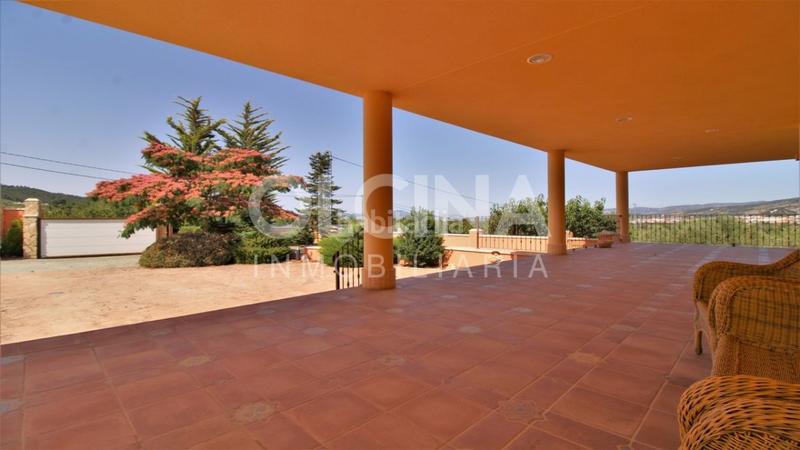 Foto 15bf583e-e747-4f77-b36f-f7c4aede46b8. Maison avec parking dans Ibi