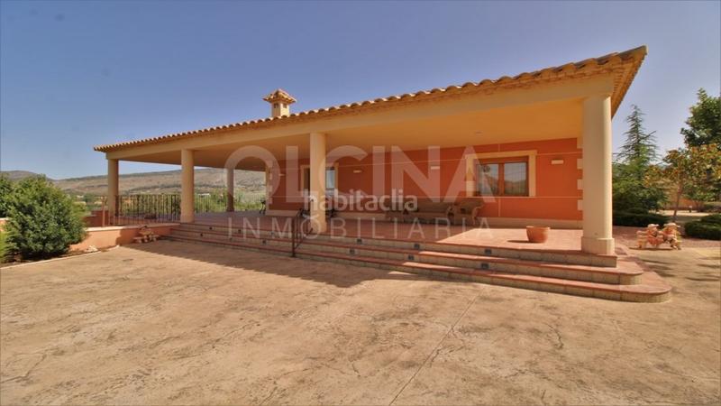 Foto 2bda479d-f38d-4a99-9c35-1ab7c5432ba2. Maison avec parking dans Ibi