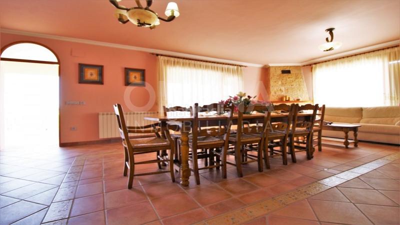 Foto 338ae86d-d56d-4a27-b381-b922cc0c3470. Maison avec parking dans Ibi