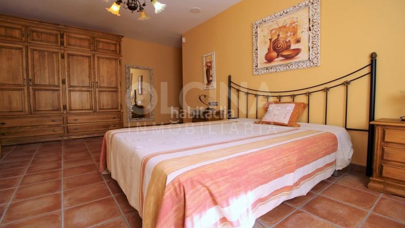 Foto 5ad6e21a-e2c0-4b09-be35-ed88131e38bf. Maison avec parking dans Ibi