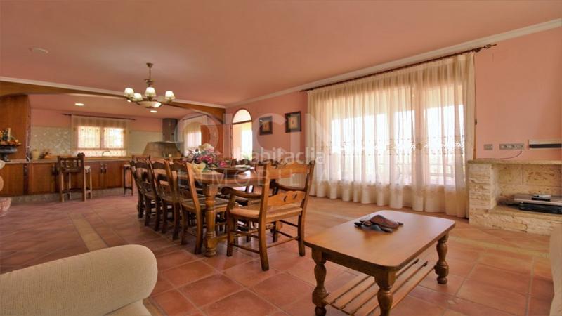 Foto 9c282f93-01d0-4b85-9c43-b94815a36c6c. Maison avec parking dans Ibi