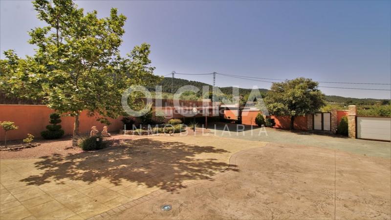 Foto aee21351-343b-430f-a4a4-685a99537a1e. Maison avec parking dans Ibi