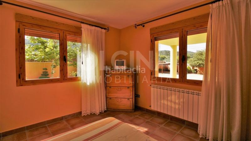 Foto ceac7ecf-a57b-4350-ae7f-3bcd1134d7ec. Maison avec parking dans Ibi