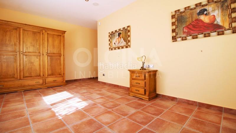 Foto d3b986b6-2601-4519-a2d7-f0cca927abc9. Maison avec parking dans Ibi