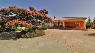 Casa en Ibi. Finca exclusiva en la devesa con todo lujo de detalles.