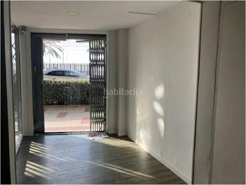 Foto f1099156-bf53-42cc-95ae-6143559a29e1. Alquiler local comercial local en 1 linea de mar en Masnou (El)