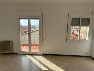 Miete Etagenwohnung in Centre-Nucli Antic. Bonito apartamento en la gran vía de premia de mar