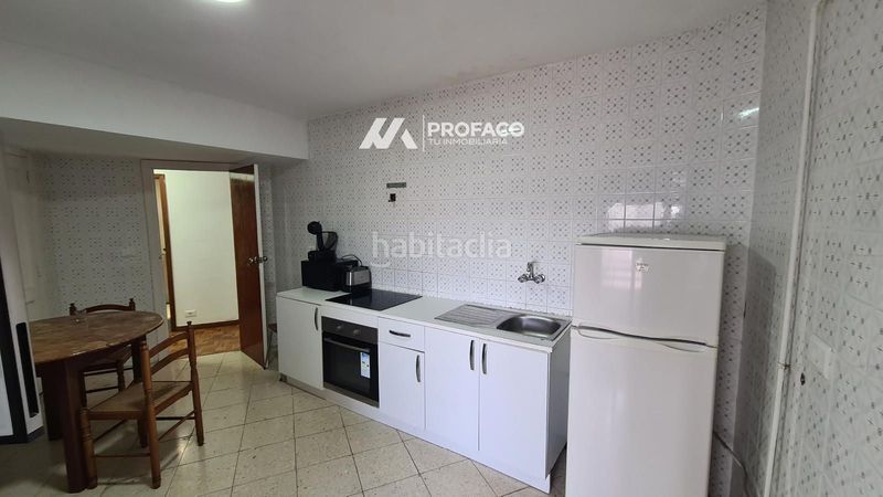 Foto 13d87cd3-ed29-49b4-a6aa-9feb6094aadd. Pis a Carballiño (O)