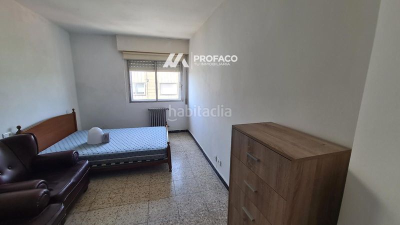 Foto 974181b1-5c69-4438-97ac-1e2a7f93a324. Pis a Carballiño (O)