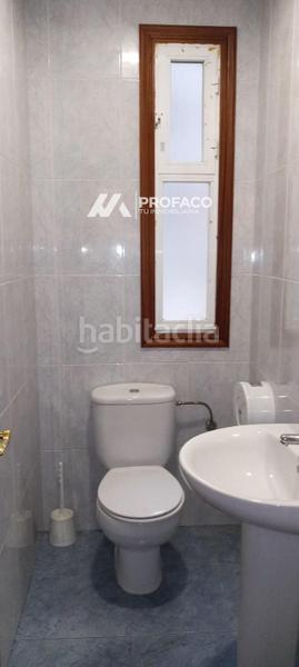 Foto 1b7e10f8-1937-4b65-8d6f-5f1431a377b8. Local comercial a Carballiño (O)