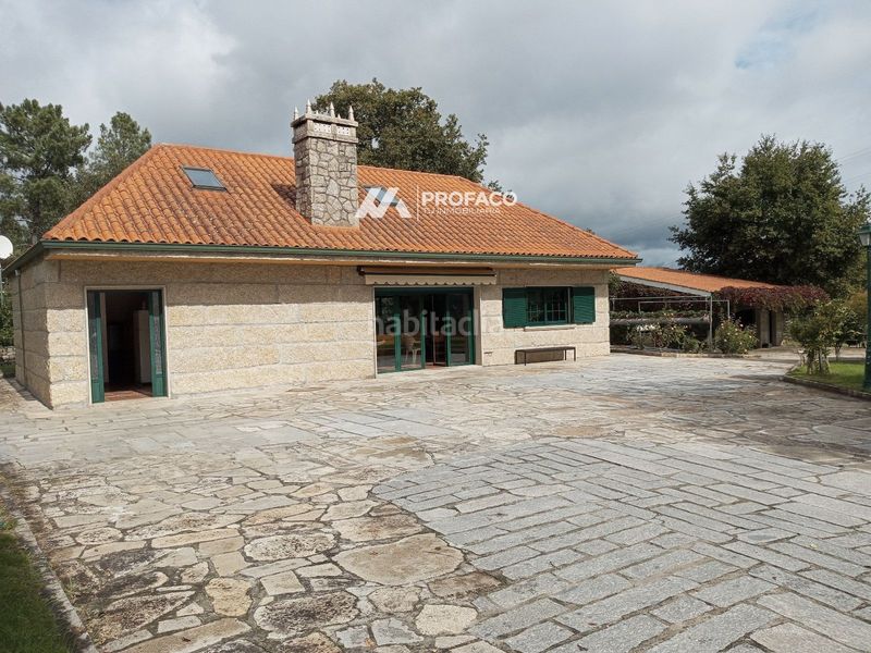 Foto c6f92d36-ba9b-489d-b677-246491566592. Xalet amb calefacció aparcament a Carballiño (O)