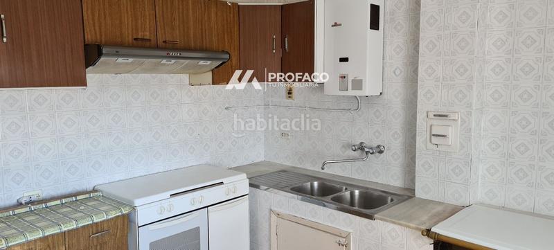 Foto b9c2b046-44a1-434d-b54c-5623ecf2fbae. Casa adossada amb calefacció aparcament a Maside