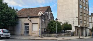 Casa  Do parque. Casa  solar  carballiño
