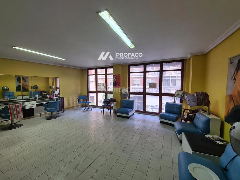 Foto 42238060-df26-4072-a17f-9eae32780da6. Local comercial a Carballiño (O)