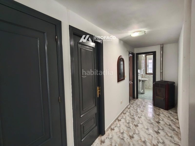 Foto 4d6141dc-8ff2-4f4f-b9a9-89c8f7a8b569. Casa amb calefacció aparcament a Carballiño (O)