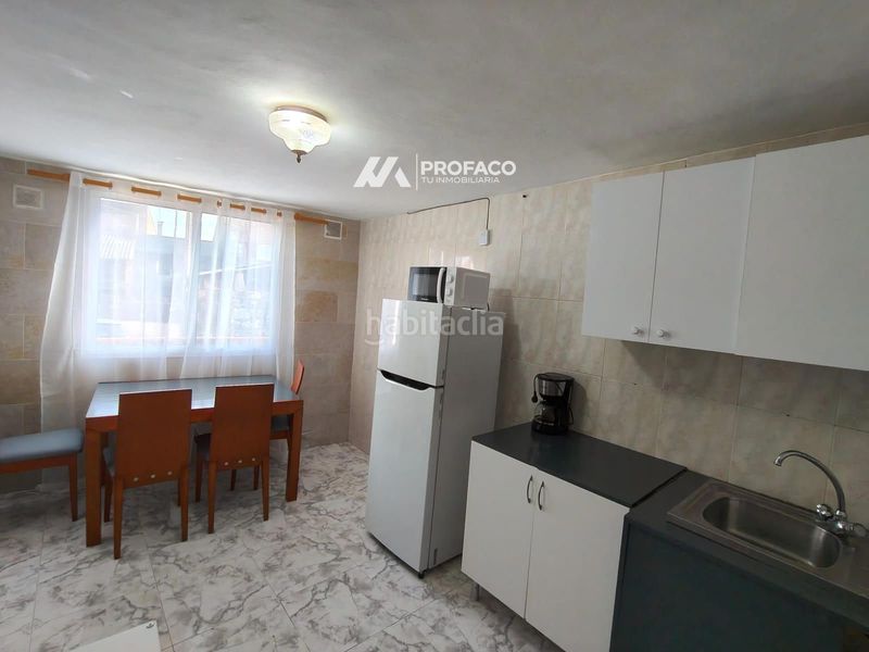 Foto ee5a4ce4-b722-4f41-a653-fe322544a4a3. Casa amb calefacció aparcament a Carballiño (O)