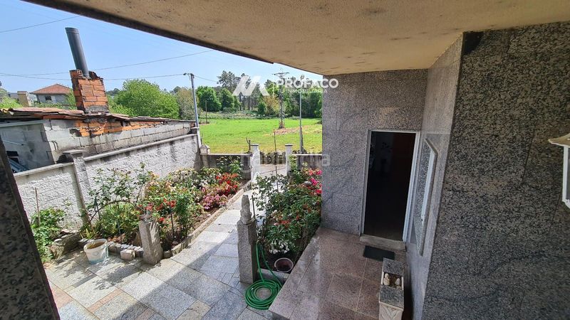 Foto 3cf149e9-d9e6-4e33-871d-0999a9fc2e9a. Casa amb aparcament a San Amaro