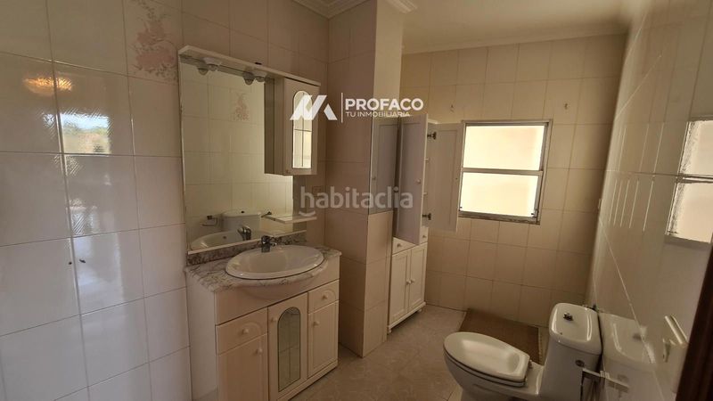 Foto 89da72b2-612f-4455-a642-223cee98da85. Casa amb aparcament a San Amaro