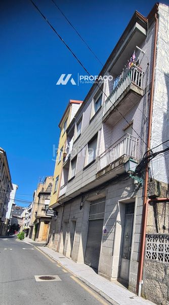 Foto d8d60dc7-a0c9-48e9-ab5b-83a13ad8c5c4. Edificio in Carballiño (O)