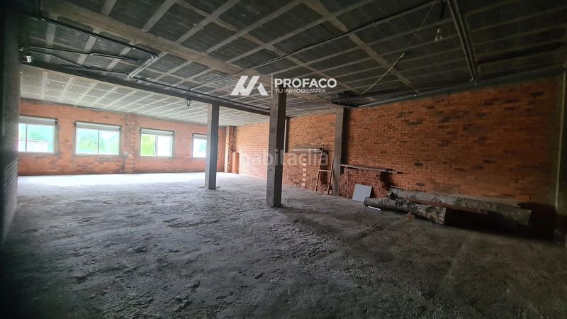 Foto 5af846c1-2e45-46d4-afb3-7b875ef9f5d5. Local comercial a Carballiño (O)