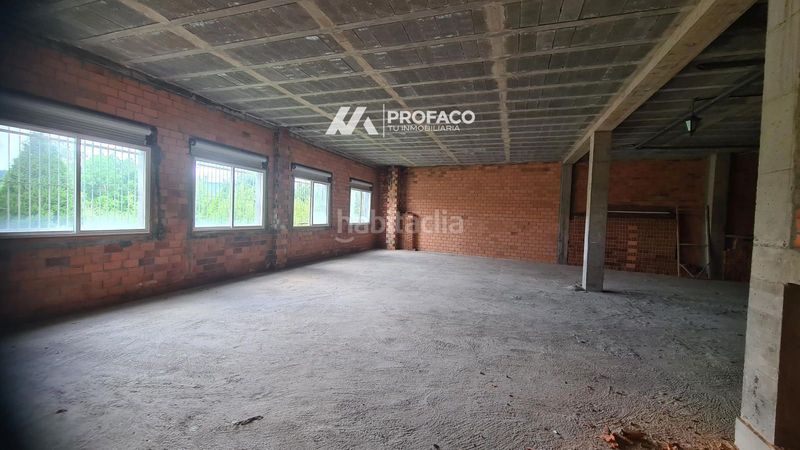 Foto ba165bc5-b979-4499-9af1-a0d0c0d71b56. Local comercial a Carballiño (O)